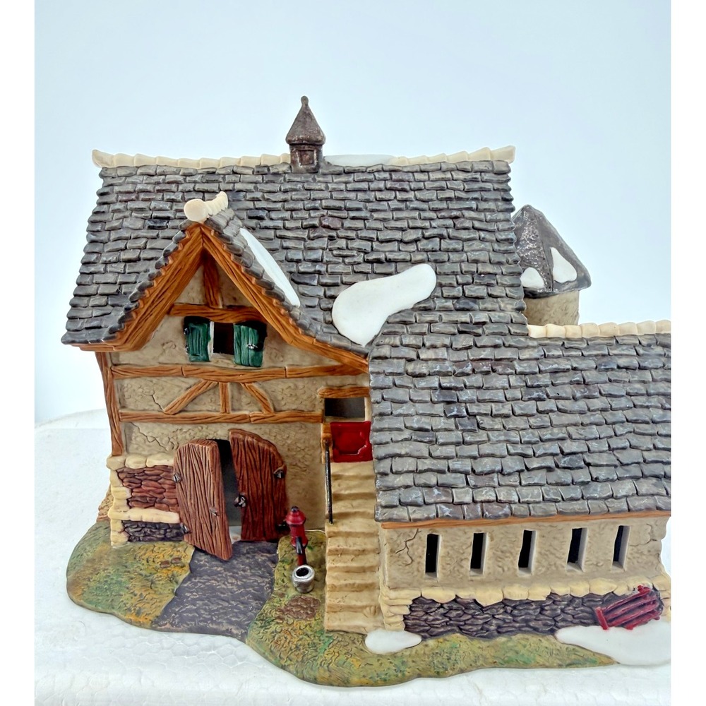 Dept 56 Dickens Village Frasier Family Barn 56.58755 Retired Lighted Box